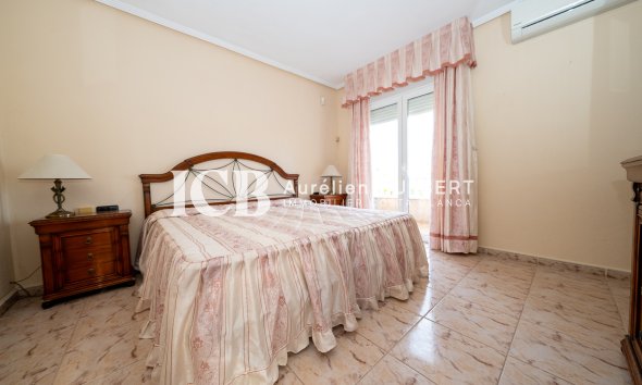 Reventa - Adosado -
Torrevieja - El chaparral