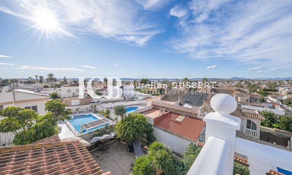 Reventa - Adosado -
Torrevieja - El chaparral