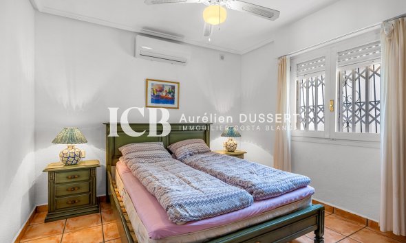 Reventa - Casa independiente -
Orihuela Costa - Playa Flamenca