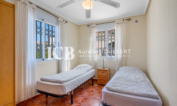 Reventa - Casa independiente -
Orihuela Costa - Playa Flamenca