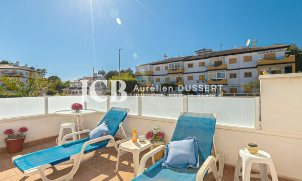 Reventa - Adosado -
Mil Palmeras