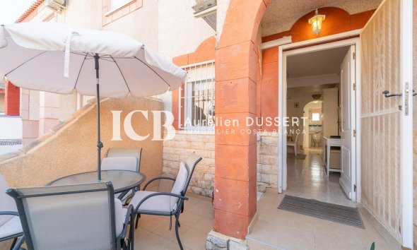 Reventa - Adosado -
Orihuela Costa - Playa Flamenca