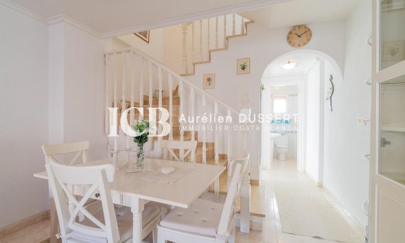 Reventa - Adosado -
Orihuela Costa - Playa Flamenca