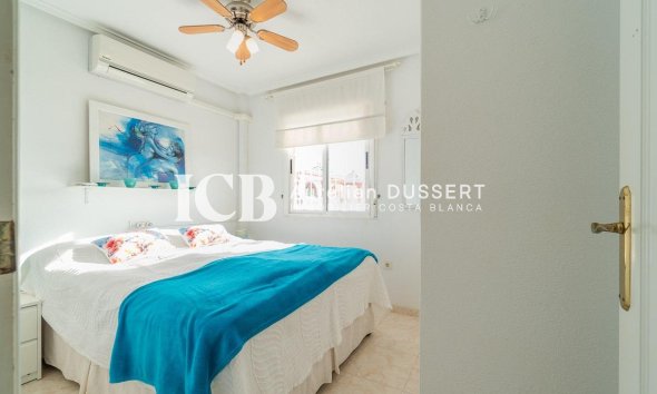 Reventa - Adosado -
Orihuela Costa - Playa Flamenca