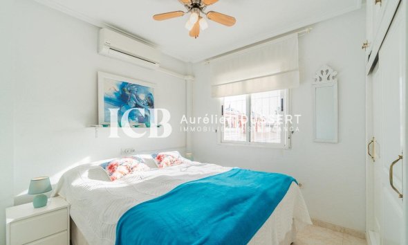 Reventa - Adosado -
Orihuela Costa - Playa Flamenca