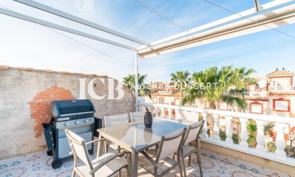 Reventa - Adosado -
Orihuela Costa - Playa Flamenca