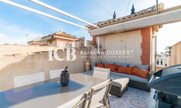 Reventa - Adosado -
Orihuela Costa - Playa Flamenca