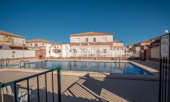 Reventa - Adosado -
Orihuela Costa - La Regia