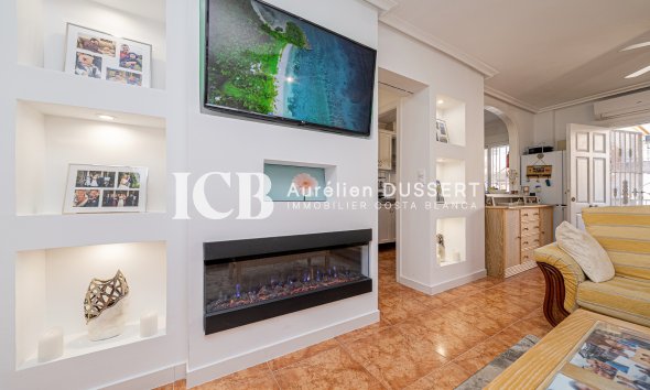 Reventa - Adosado -
Orihuela Costa - La Regia