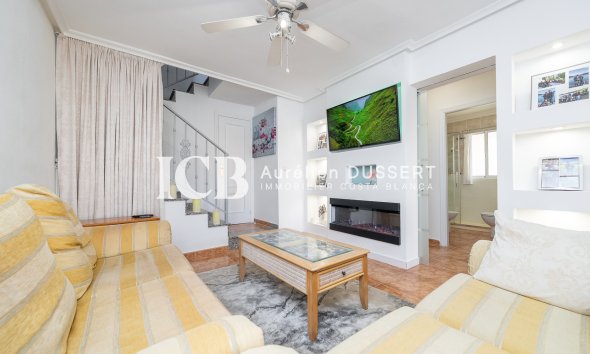 Reventa - Adosado -
Orihuela Costa - La Regia