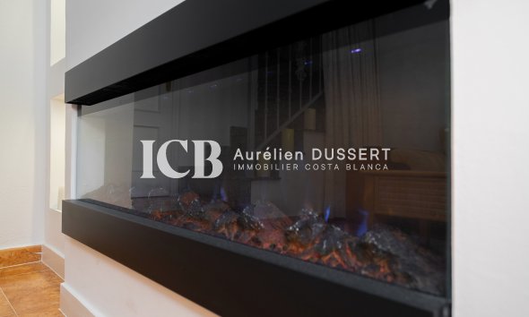 Reventa - Adosado -
Orihuela Costa - La Regia