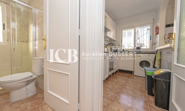 Reventa - Adosado -
Orihuela Costa - La Regia