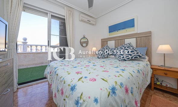 Reventa - Adosado -
Orihuela Costa - La Regia