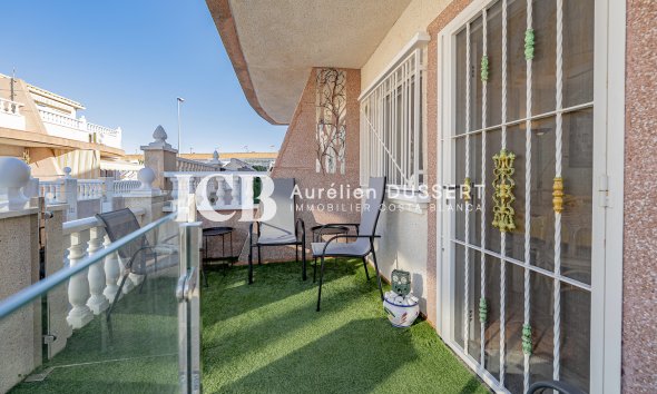 Reventa - Adosado -
Orihuela Costa - La Regia