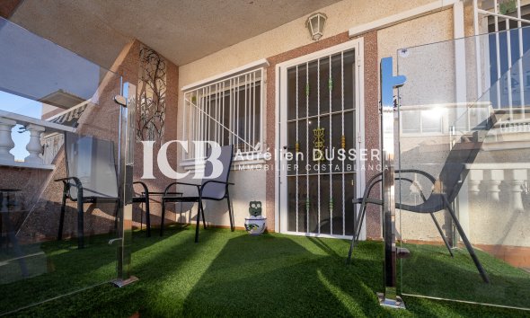 Reventa - Adosado -
Orihuela Costa - La Regia