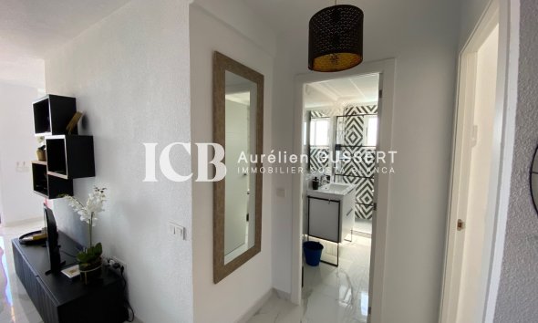 Reventa - Apartamento / piso -
Punta Prima - Torrevieja