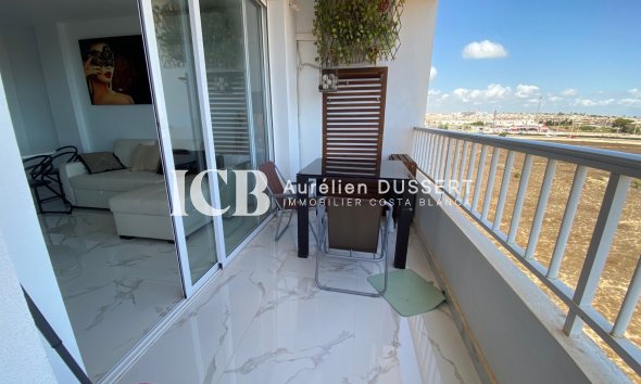 Reventa - Apartamento / piso -
Punta Prima - Torrevieja