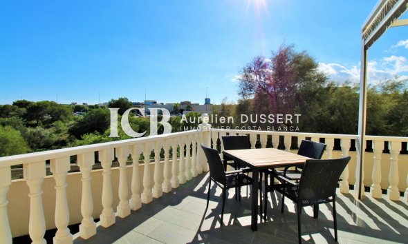 Reventa - Casa independiente -
Orihuela Costa - Playa Flamenca