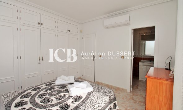 Reventa - Casa independiente -
Orihuela Costa - Playa Flamenca