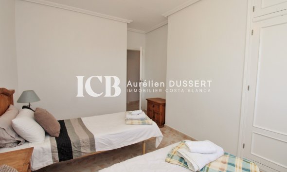 Reventa - Casa independiente -
Orihuela Costa - Playa Flamenca