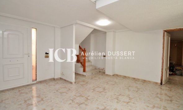 Reventa - Casa independiente -
Orihuela Costa - Playa Flamenca
