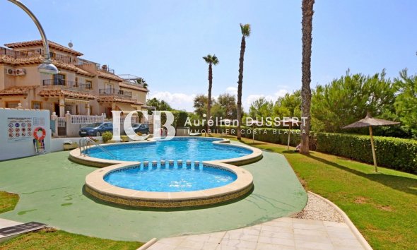 Reventa - Casa independiente -
Orihuela Costa - Playa Flamenca