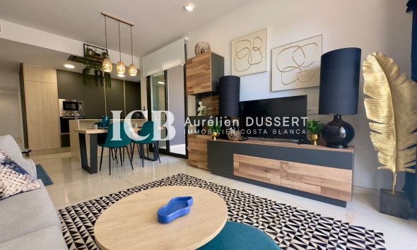 Reventa - Apartamento / piso -
Orihuela Costa - Playa Flamenca