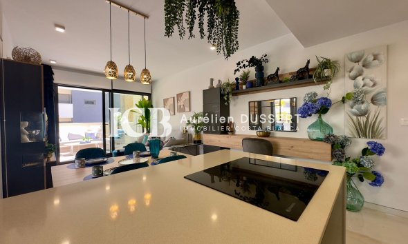 Reventa - Apartamento / piso -
Orihuela Costa - Playa Flamenca