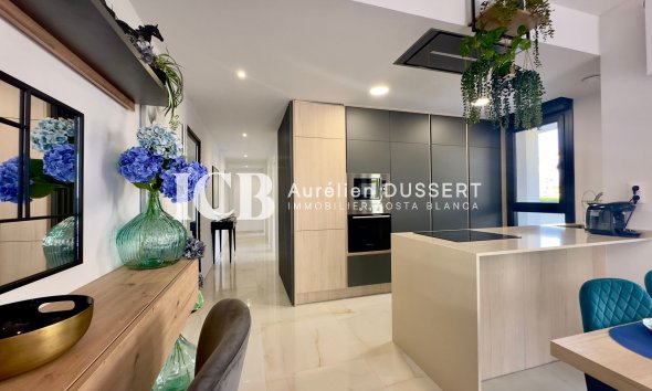 Reventa - Apartamento / piso -
Orihuela Costa - Playa Flamenca