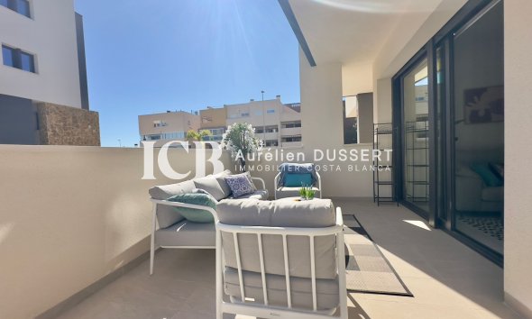 Reventa - Apartamento / piso -
Orihuela Costa - Playa Flamenca