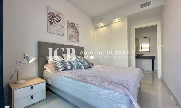 Reventa - Apartamento / piso -
Orihuela Costa - Playa Flamenca