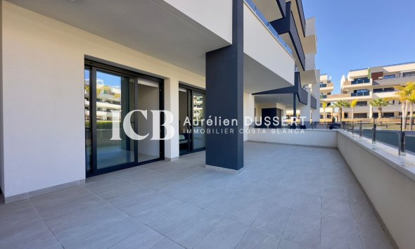 Reventa - Apartamento / piso -
Orihuela Costa - Playa Flamenca