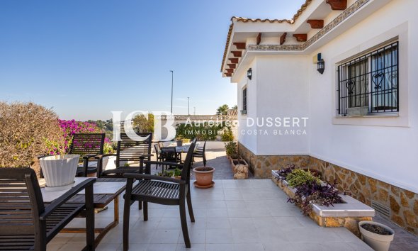 Reventa - Casa independiente -
Bigastro - Villas Andrea