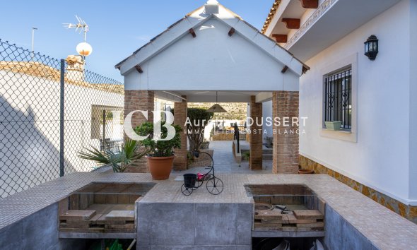 Reventa - Casa independiente -
Bigastro - Villas Andrea