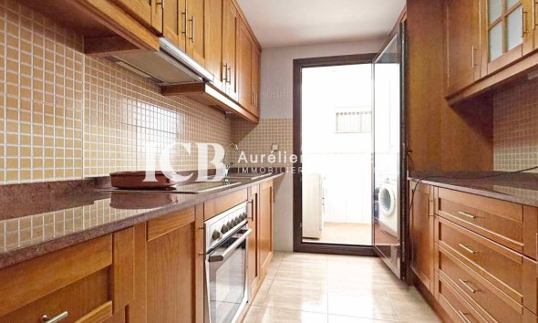 Reventa - Apartamento / piso -
Torrevieja - Centro