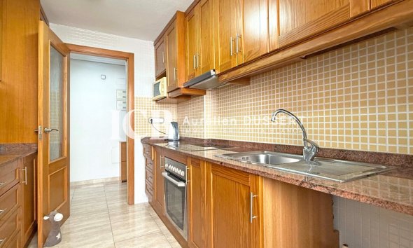 Reventa - Apartamento / piso -
Torrevieja - Centro