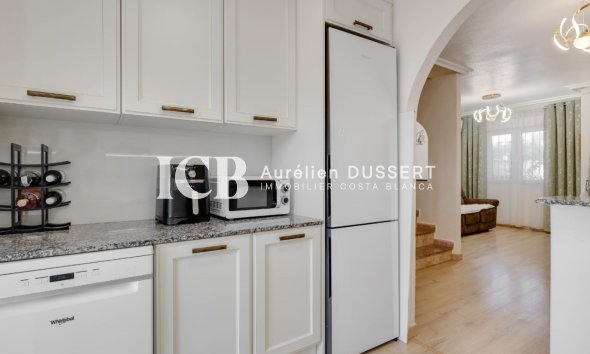 Reventa - Adosado -
Torrevieja - Centro