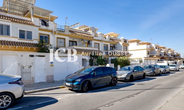 Reventa - Adosado -
Torrevieja - Centro