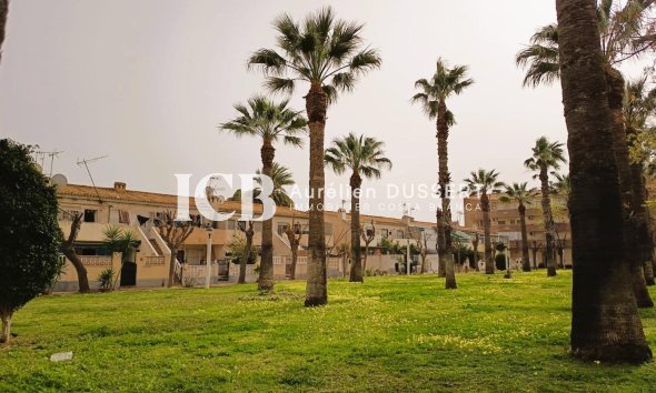 Reventa - Apartamento / piso -
Orihuela Costa - La Regia