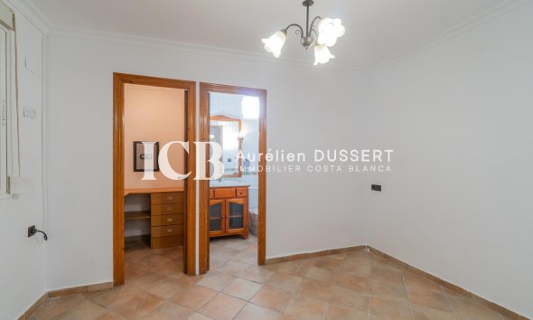 Reventa - Casa independiente -
Los Altos - Torrevieja
