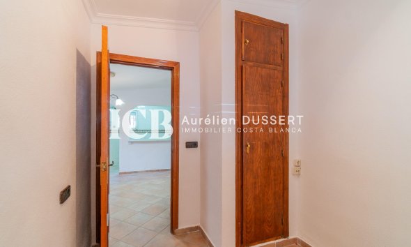 Reventa - Casa independiente -
Los Altos - Torrevieja