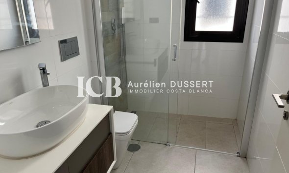 Reventa - Adosado -
Orihuela Costa - Lomas de Cabo Roig