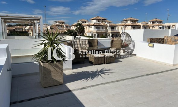 Reventa - Adosado -
Orihuela Costa - Lomas de Cabo Roig