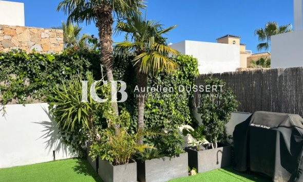 Reventa - Adosado -
Orihuela Costa - Lomas de Cabo Roig