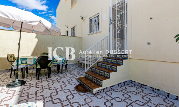 Reventa - Apartamento / piso -
Orihuela Costa - Playa Flamenca