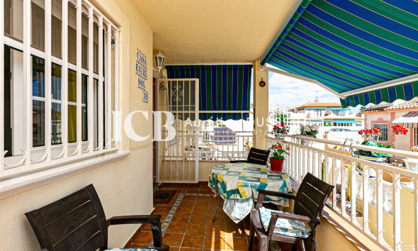 Reventa - Apartamento / piso -
Orihuela Costa - Playa Flamenca