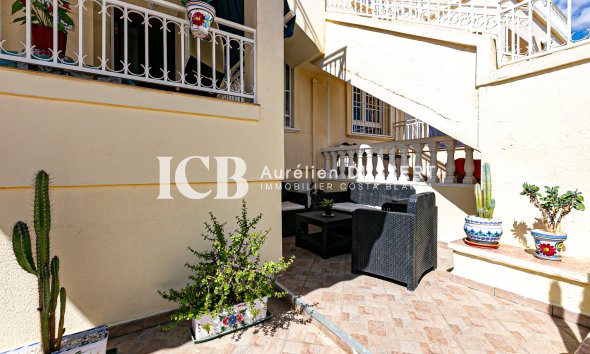 Reventa - Apartamento / piso -
Orihuela Costa - Playa Flamenca