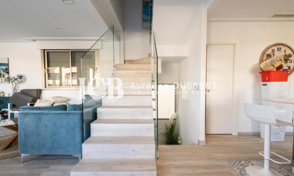 Reventa - Casa independiente -
Orihuela Costa - PAU 26