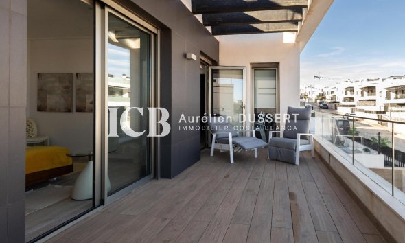 Reventa - Casa independiente -
Orihuela Costa - PAU 26