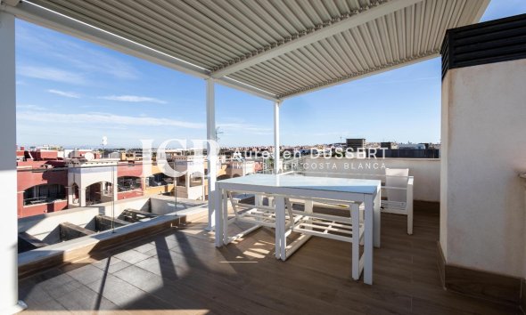 Reventa - Casa independiente -
Orihuela Costa - PAU 26